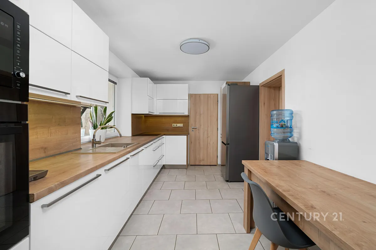 Prodej vícegeneračního domu 190 m², pozemek 598 m²